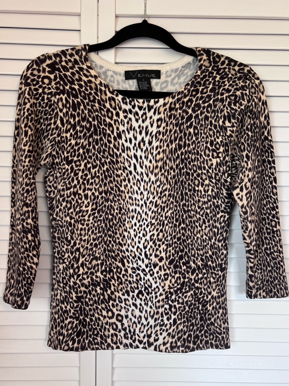 Set Of Two Jersey Knit Long Sleeve Tops Abstract Flower Animal Print EUC Size: S - Picture 4 of 16